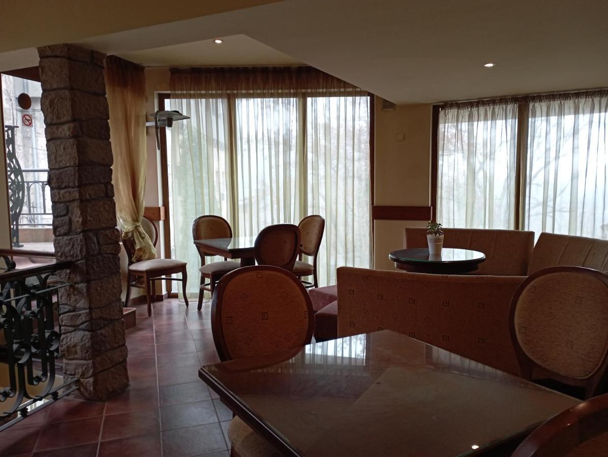 Hotel Bolyari Велико-Тирново Екстер'єр фото