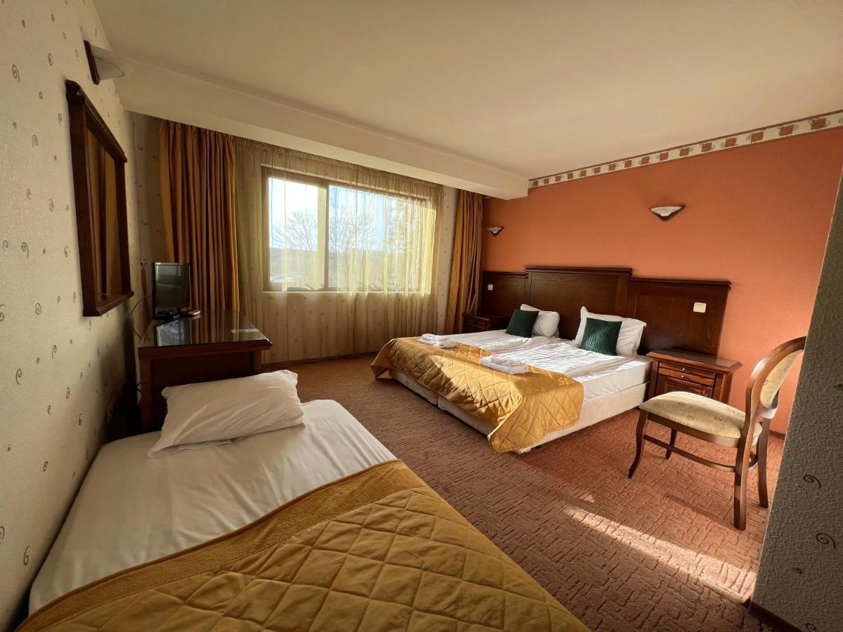 Hotel Bolyari Велико-Тирново Екстер'єр фото