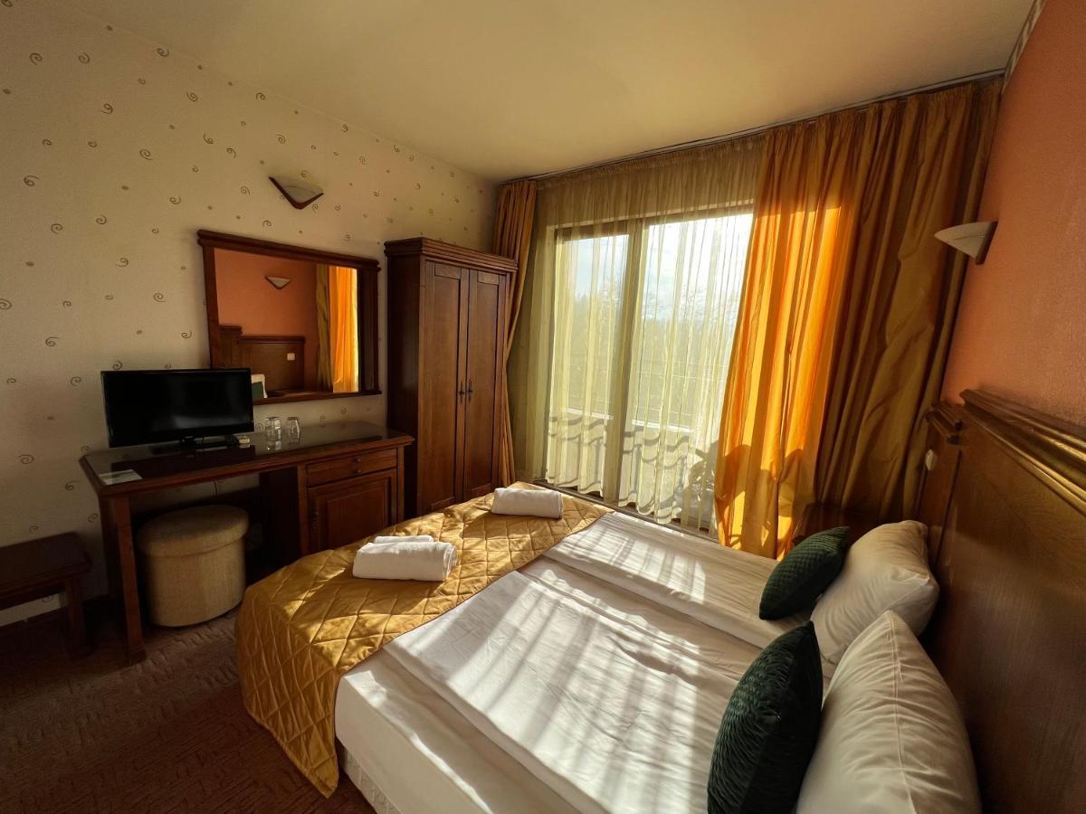 Hotel Bolyari Велико-Тирново Екстер'єр фото
