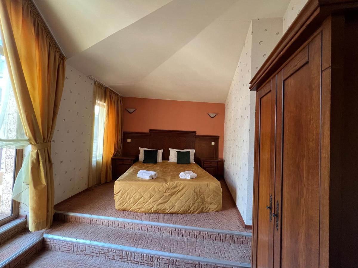 Hotel Bolyari Велико-Тирново Екстер'єр фото