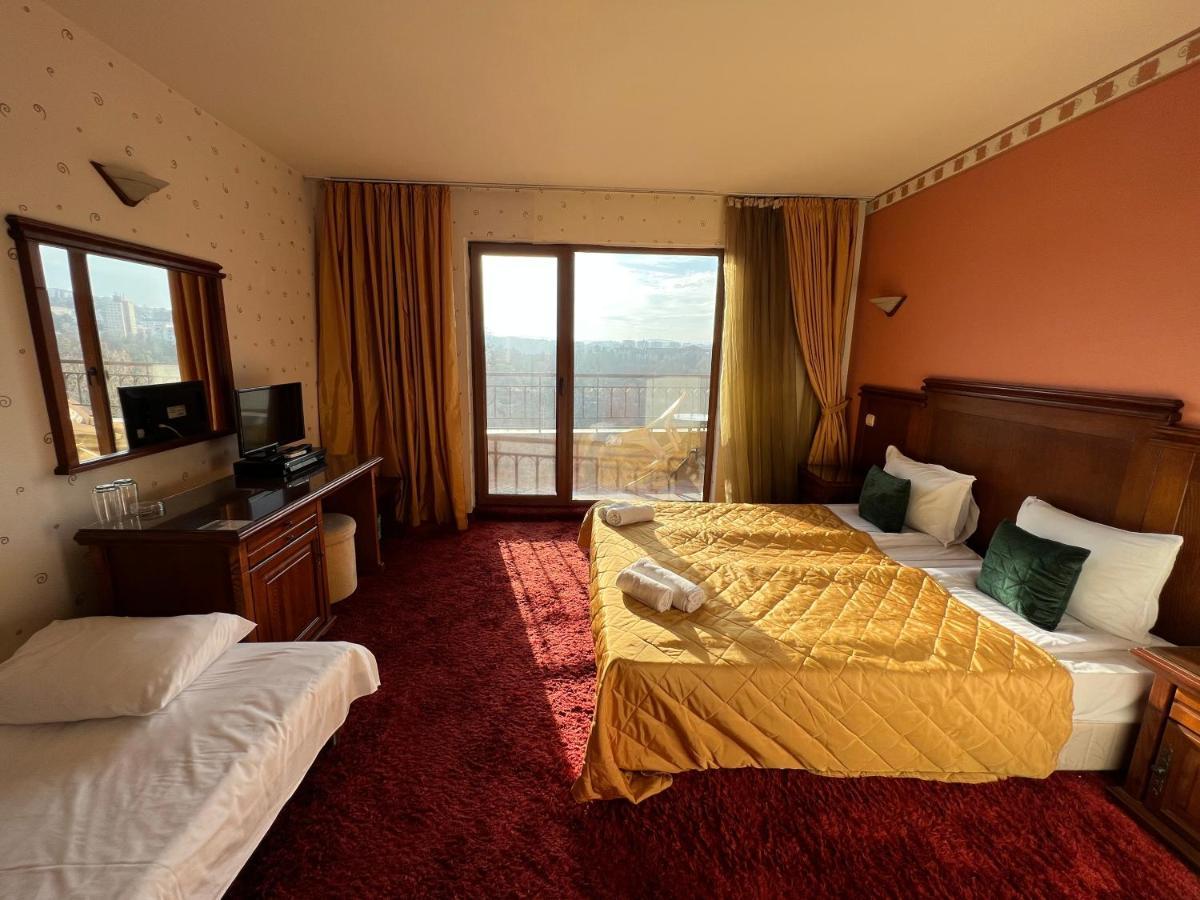 Hotel Bolyari Велико-Тирново Екстер'єр фото