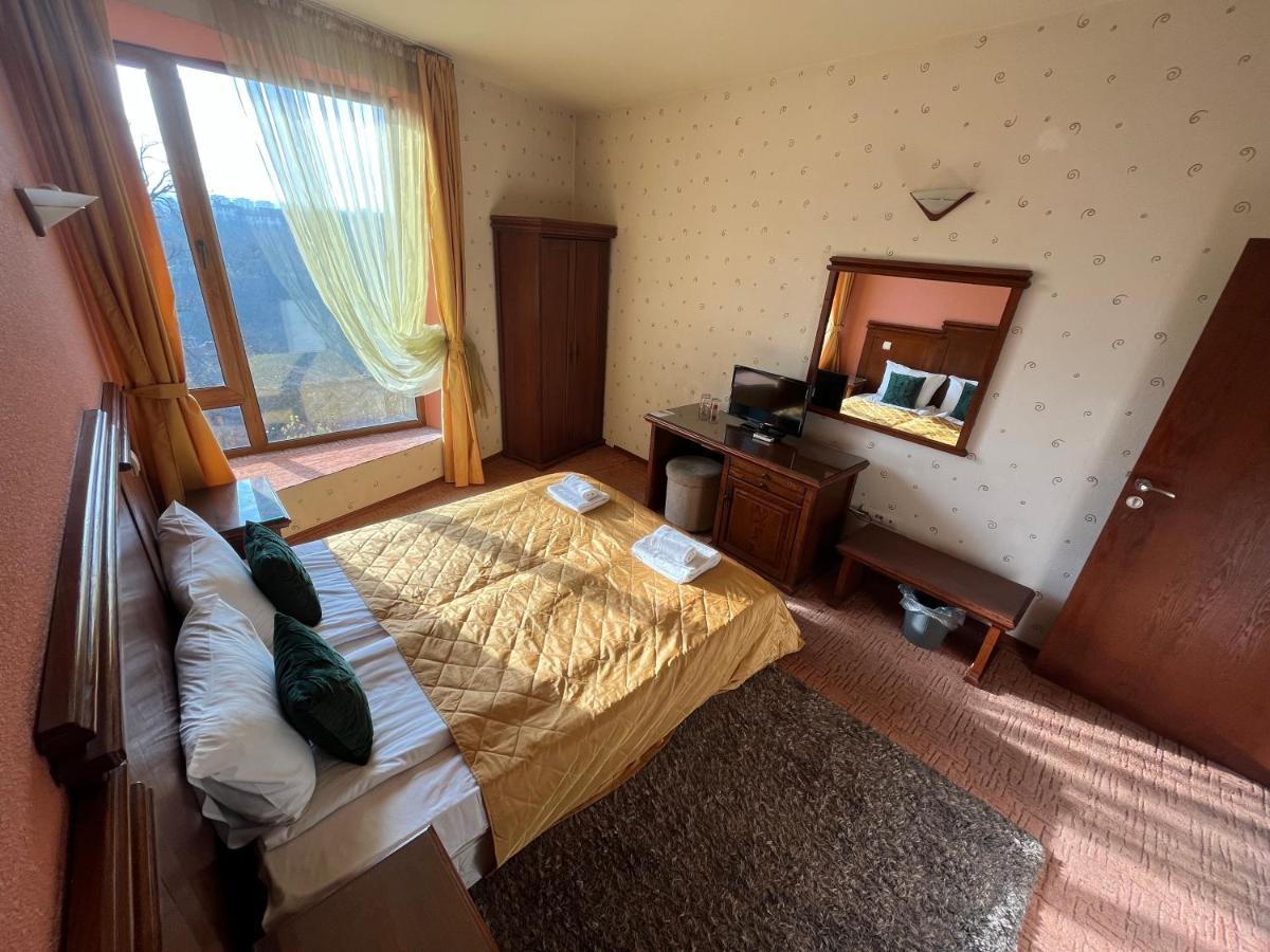 Hotel Bolyari Велико-Тирново Екстер'єр фото