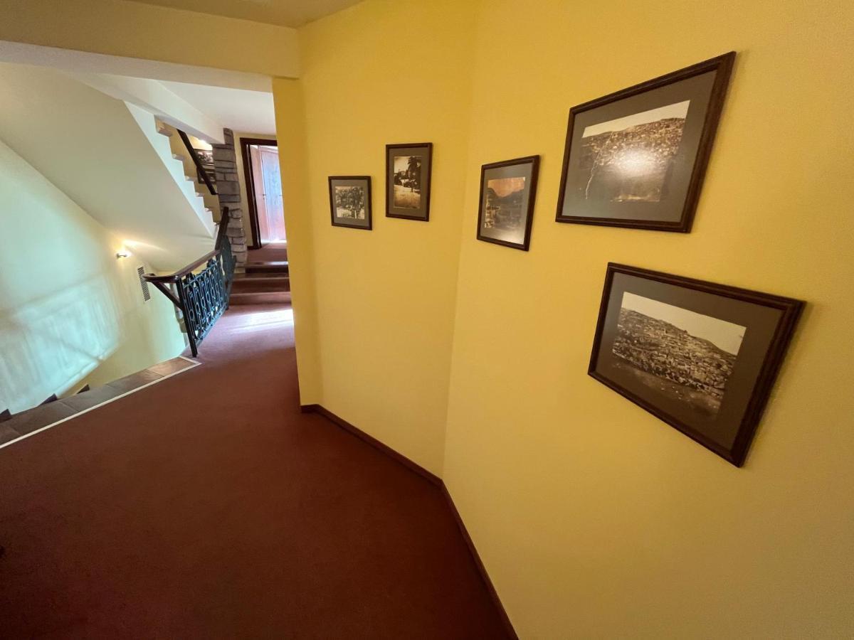 Hotel Bolyari Велико-Тирново Екстер'єр фото