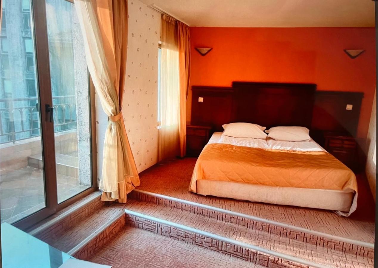 Hotel Bolyari Велико-Тирново Екстер'єр фото